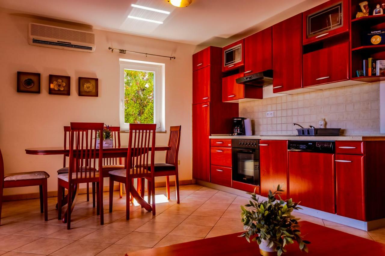 Abby Apartment Kornic Bagian luar foto